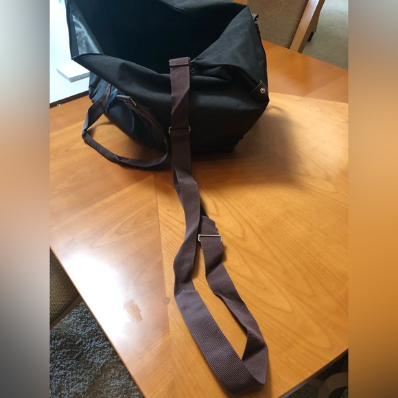 Bella Russo unisex duffle bag. - Picture 2 of 5